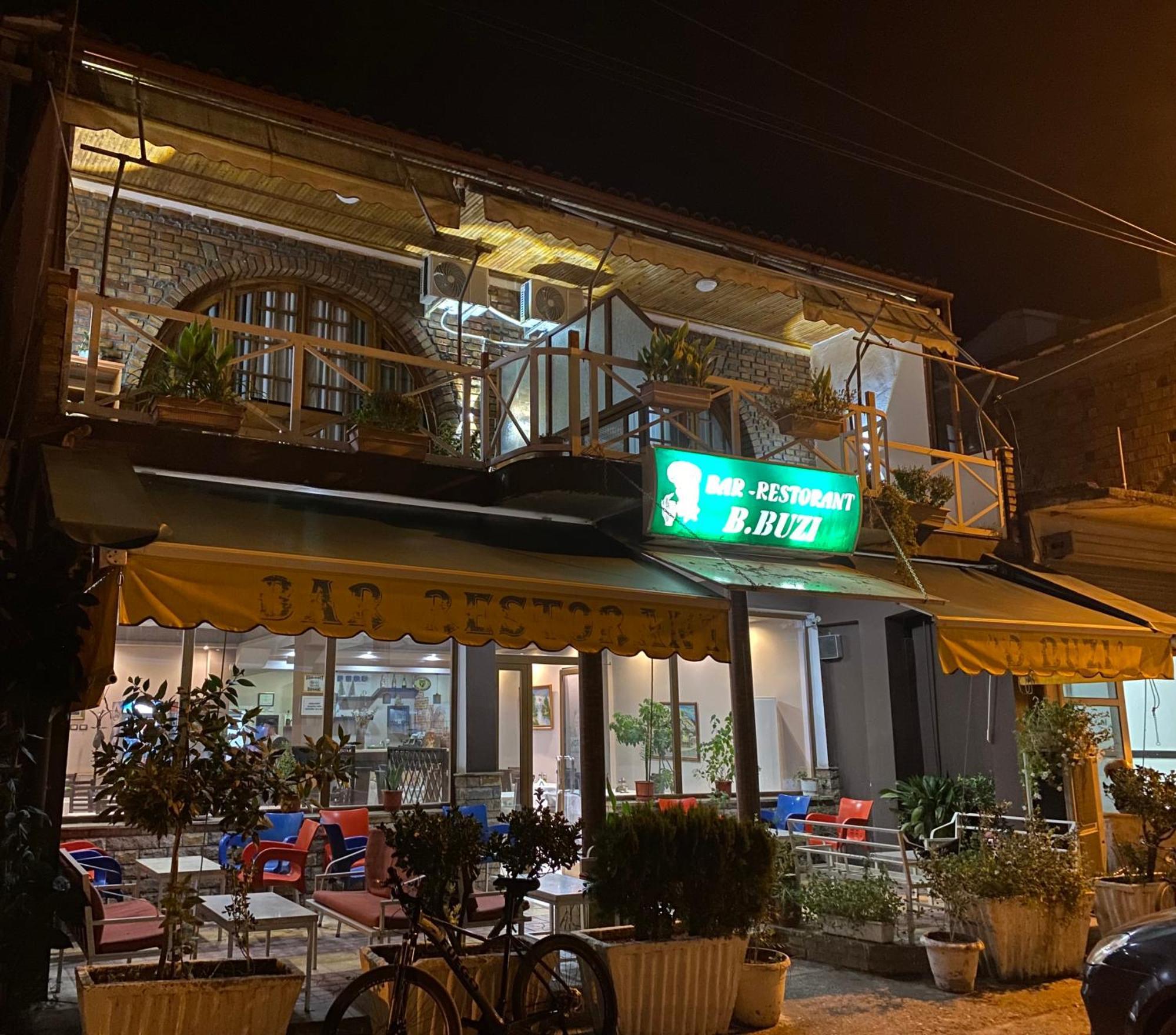Hotel Boutique Buzi Berat Eksteriør bilde